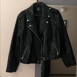 Wild Fable women’s leather jacket size 2X!